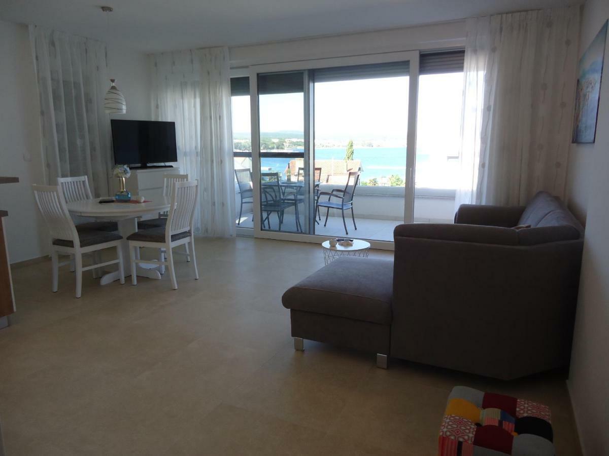 Apartment Pipe Malinska Εξωτερικό φωτογραφία